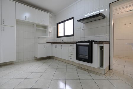 Apartamento para alugar com 100m², 3 quartos e 2 vagas Apartamento para alugar com 100m², 3 quartos e 2 vagasCozinha