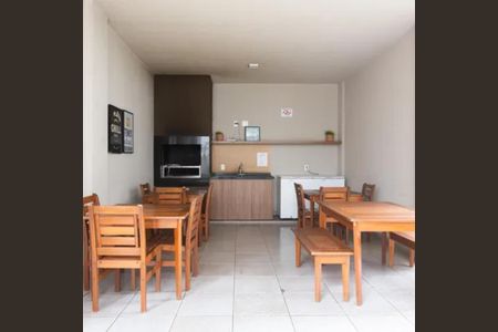 Apartamento à venda com 34m², 2 quartos e sem vagaÁrea externa