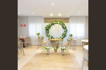 Apartamento à venda com 34m², 2 quartos e sem vagaÁrea externa