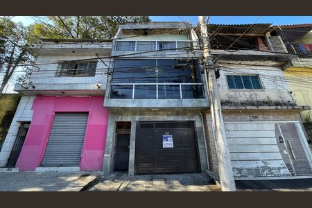 Fachada + Placa de casa à venda com 5 quartos, 120m² em Itaquera, São Paulo