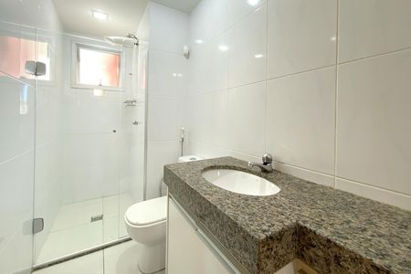 Apartamento à venda com 79m², 3 quartos e 2 vagas Apartamento à venda com 79m², 3 quartos e 2 vagasBanheiro