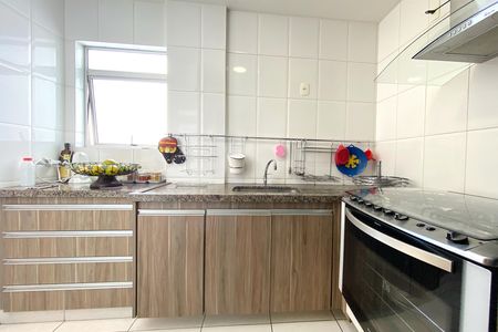 Apartamento à venda com 79m², 3 quartos e 2 vagas Apartamento à venda com 79m², 3 quartos e 2 vagasCozinha