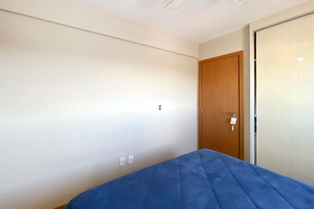 Apartamento à venda com 79m², 3 quartos e 2 vagas Apartamento à venda com 79m², 3 quartos e 2 vagasSuite