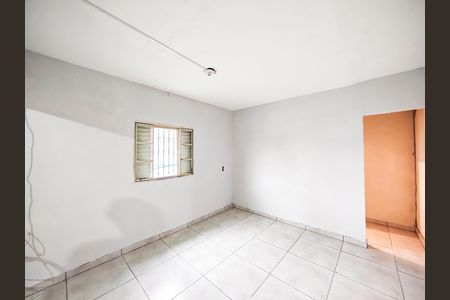 Casa para alugar com 80m², 2 quartos e sem vaga Casa para alugar com 80m², 2 quartos e sem vagaSuíte