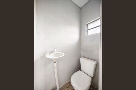 Casa para alugar com 80m², 2 quartos e sem vaga Casa para alugar com 80m², 2 quartos e sem vagaLavabo Quarto