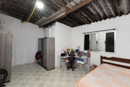 Casa à venda com 100m², 4 quartos e 2 vagas Casa à venda com 100m², 4 quartos e 2 vagasQuarto 2
