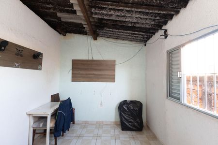 Casa à venda com 100m², 4 quartos e 2 vagas Casa à venda com 100m², 4 quartos e 2 vagasQuarto 3