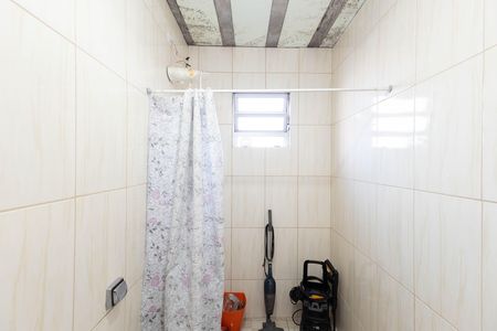Casa à venda com 100m², 4 quartos e 2 vagas Casa à venda com 100m², 4 quartos e 2 vagasBanheiro