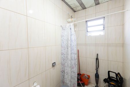 Casa à venda com 100m², 4 quartos e 2 vagas Casa à venda com 100m², 4 quartos e 2 vagasBanheiro
