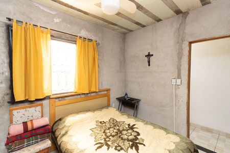 Casa à venda com 100m², 4 quartos e 2 vagas Casa à venda com 100m², 4 quartos e 2 vagasQuarto 4