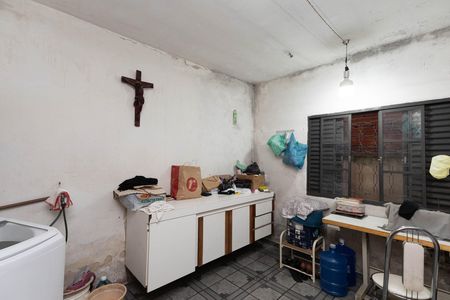 Casa à venda com 100m², 4 quartos e 2 vagas Casa à venda com 100m², 4 quartos e 2 vagasQuarto 1
