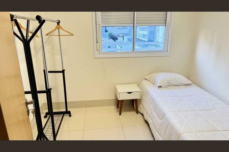 Apartamento para alugar com 88m², 2 quartos e 2 vagas Apartamento para alugar com 88m², 2 quartos e 2 vagasQuarto