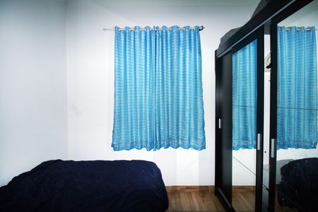 Quarto 2 de apartamento para alugar com 2 quartos, 50m² em Olaria, Rio de Janeiro