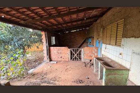 Varanda de casa para alugar com 2 quartos, 150m² em Setor Papillon Park, Aparecida de Goiânia