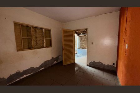 Sala de casa para alugar com 2 quartos, 150m² em Setor Papillon Park, Aparecida de Goiânia