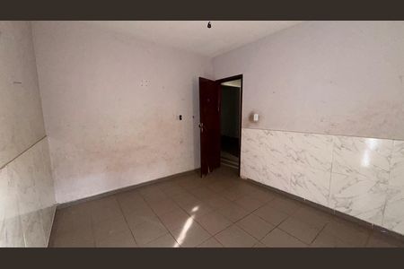 Casa para alugar com 150m², 2 quartos e 2 vagasQuarto 2