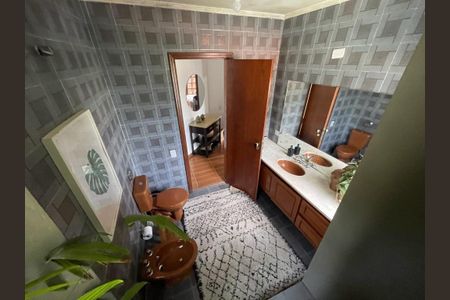 Casa à venda com 6 quartos, 400m² em Vila Tramontano, São Paulo