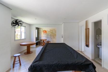 Apartamento à venda com 50m², 2 quartos e 1 vaga Apartamento à venda com 50m², 2 quartos e 1 vagaSalão de jogos