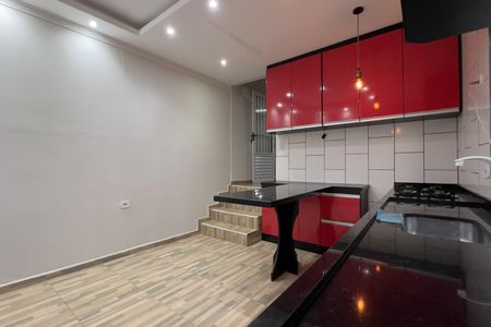 Cozinha de casa para alugar com 1 quarto, 65m² em Jardim Angelica, Guarulhos