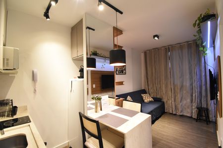 Studio de kitnet/studio para alugar com 1 quarto, 25m² em Centro, Curitiba