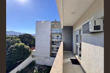 Varanda de apartamento para alugar com 2 quartos, 60m² em Recreio dos Bandeirantes, Rio de Janeiro