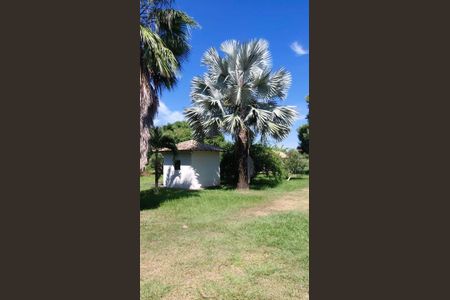 Casa de condomínio para alugar com 350m², 4 quartos e 6 vagasÁrea externa