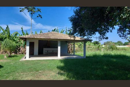 Área externa de casa de condomínio para alugar com 4 quartos, 350m² em Caxito, Maricá