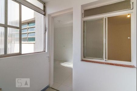 Sala de apartamento à venda com 2 quartos, 51m² em Vila Ester, São Paulo
