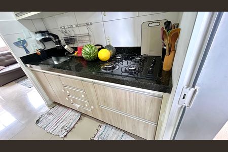 Casa de condomínio para alugar com 56m², 2 quartos e 1 vagaCozinha