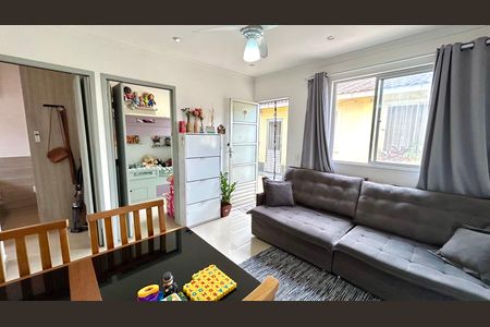 Casa de condomínio para alugar com 56m², 2 quartos e 1 vagaSala