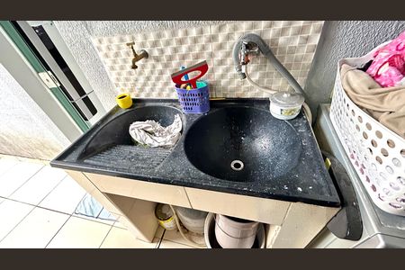 Casa de condomínio para alugar com 56m², 2 quartos e 1 vagaÁrea de Serviço