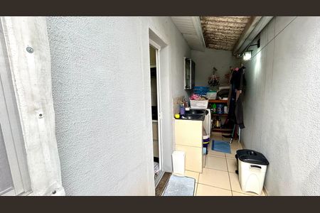 Casa de condomínio para alugar com 56m², 2 quartos e 1 vagaÁrea de Serviço