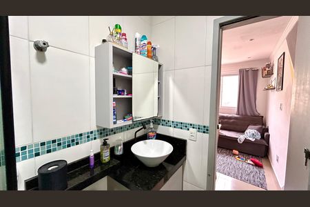 Casa de condomínio para alugar com 56m², 2 quartos e 1 vagaBanheiro