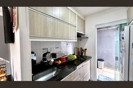 Casa de condomínio para alugar com 56m², 2 quartos e 1 vagaCozinha