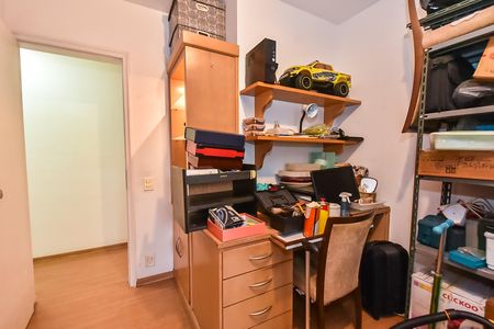 Apartamento à venda com 128m², 4 quartos e 3 vagas Apartamento à venda com 128m², 4 quartos e 3 vagasQuarto 1