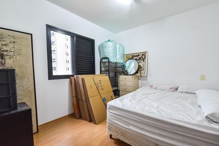 Apartamento à venda com 128m², 4 quartos e 3 vagas Apartamento à venda com 128m², 4 quartos e 3 vagasSuíte