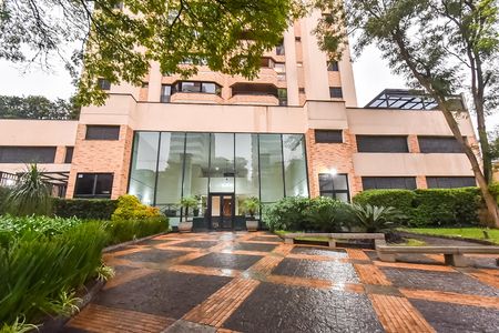 Apartamento à venda com 128m², 4 quartos e 3 vagas Apartamento à venda com 128m², 4 quartos e 3 vagasÁrea comum