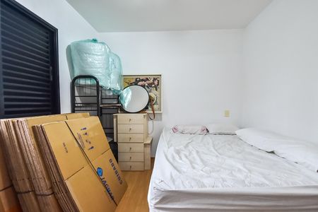 Apartamento à venda com 128m², 4 quartos e 3 vagas Apartamento à venda com 128m², 4 quartos e 3 vagasSuíte