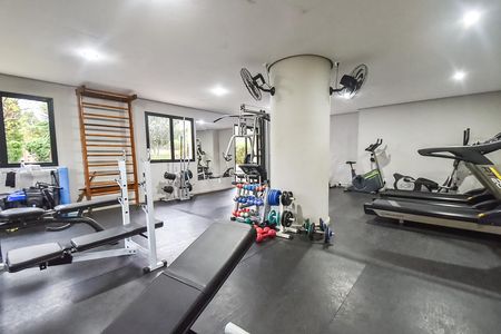 Apartamento à venda com 128m², 4 quartos e 3 vagas Apartamento à venda com 128m², 4 quartos e 3 vagasÁrea comum - Academia