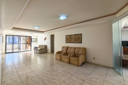 Apartamento para alugar com 400m², 3 quartos e 3 vagasSala