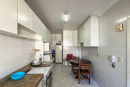 Apartamento para alugar com 400m², 3 quartos e 3 vagasCozinha 