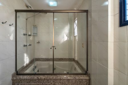 Apartamento para alugar com 400m², 3 quartos e 3 vagasBanheiro da Suíte 2 