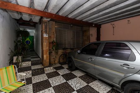 Garagem de casa à venda com 3 quartos, 144m² em Jardim das Acacias, São Paulo