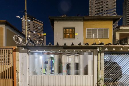 Fachada de casa à venda com 3 quartos, 144m² em Jardim das Acacias, São Paulo