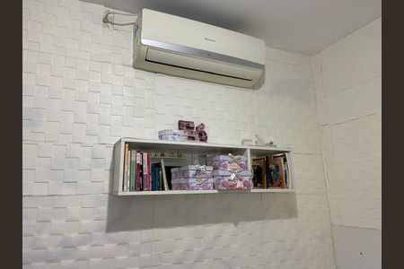 Apartamento à venda com 75m², 3 quartos e 2 vagas Apartamento à venda com 75m², 3 quartos e 2 vagasQuarto