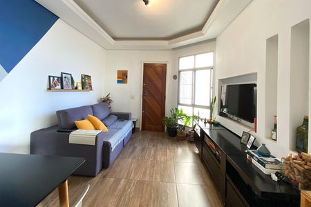 Apartamento à venda com 2 quartos, 45m² em Carlos Prates, Belo Horizonte