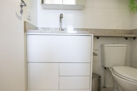 Apartamento para alugar com 28m², 1 quarto e sem vaga Apartamento para alugar com 28m², 1 quarto e sem vagaBanheiro