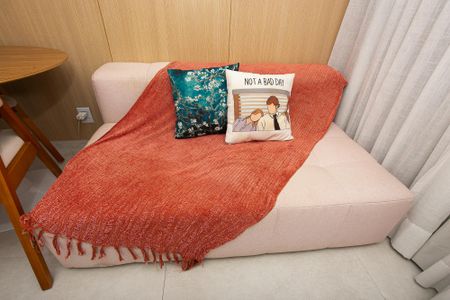 Apartamento para alugar com 28m², 1 quarto e sem vaga Apartamento para alugar com 28m², 1 quarto e sem vagaSala - Sofá