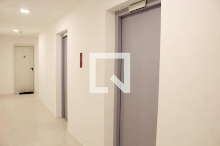Apartamento para alugar com 28m², 1 quarto e sem vaga Apartamento para alugar com 28m², 1 quarto e sem vagaÁrea comum - Elevador