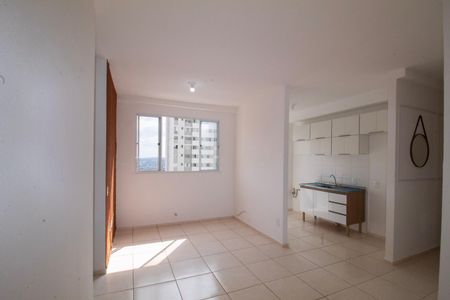 Sala  de apartamento para alugar com 2 quartos, 46m² em Buritis, Belo Horizonte